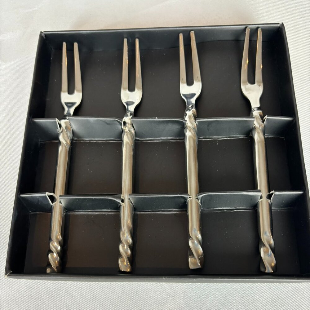 Cocktail Fork Set: NWT 4 pc Frank Lee Essentials "Whirl"